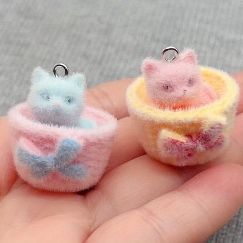 Wedding Yes - 4pcs 3D plush resin cat pendant,