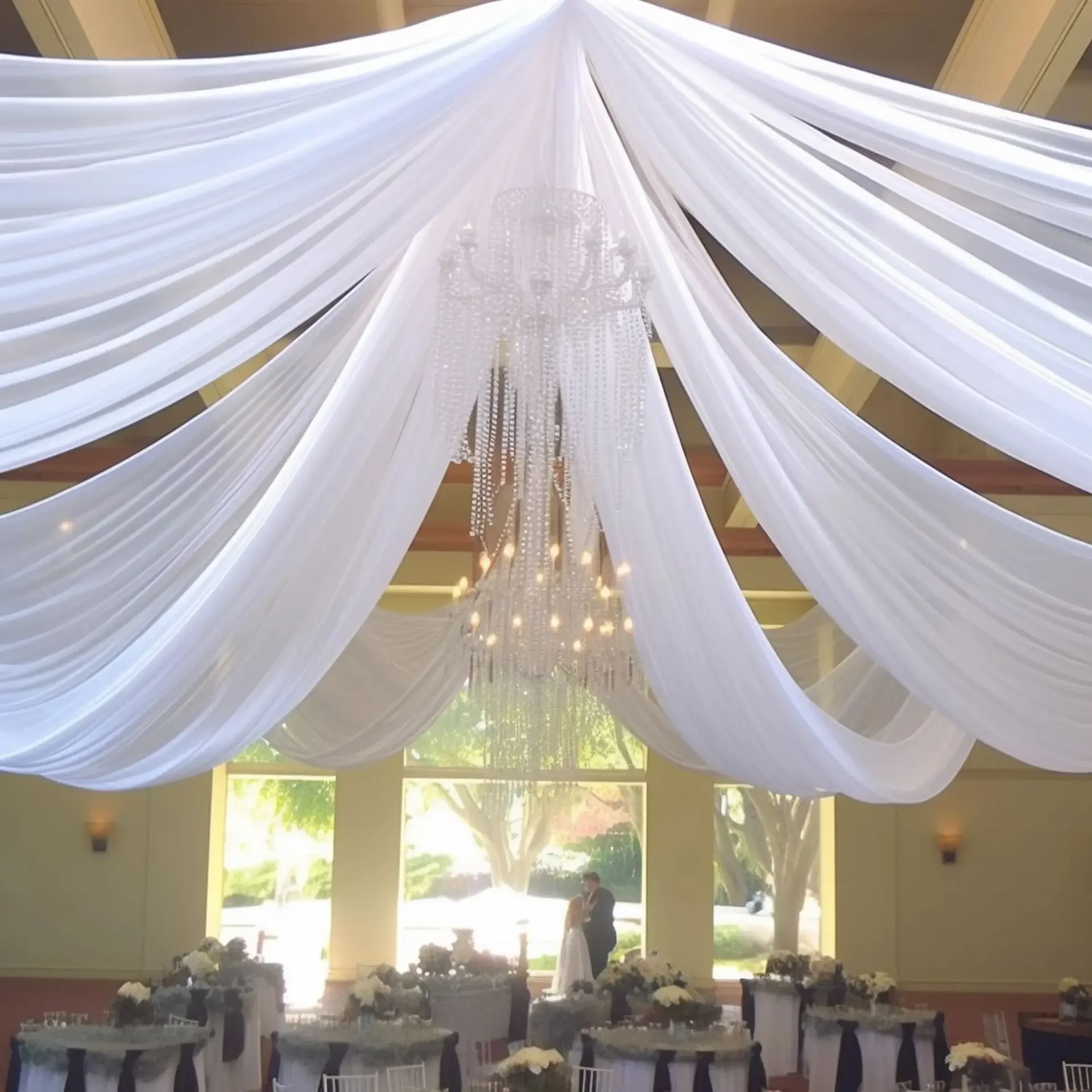 White Wedding Dress Ceiling Dr - Wedding Ceremony Supply recension och pris