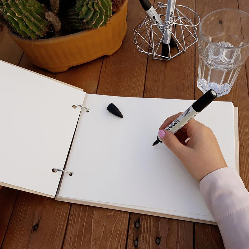 Personalized Wedding Guestbook - Wedding Supply List recension och pris